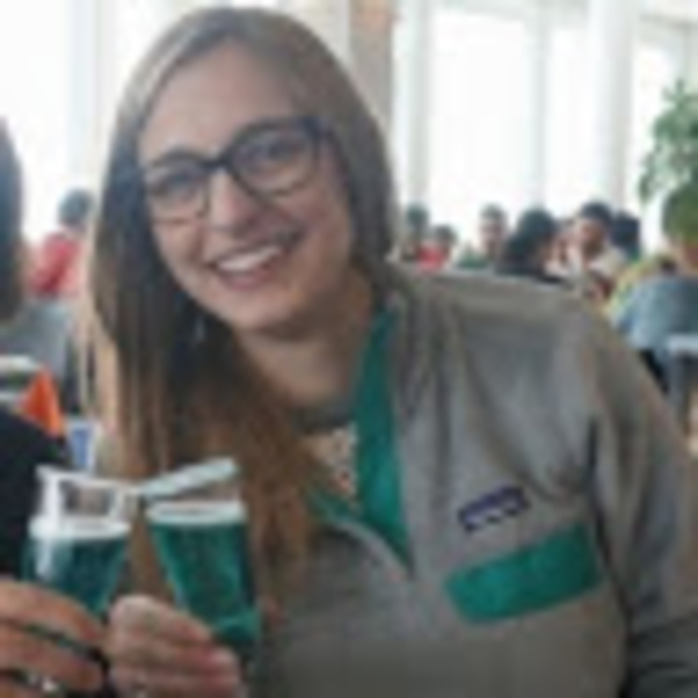 Meet your Posher, Laura